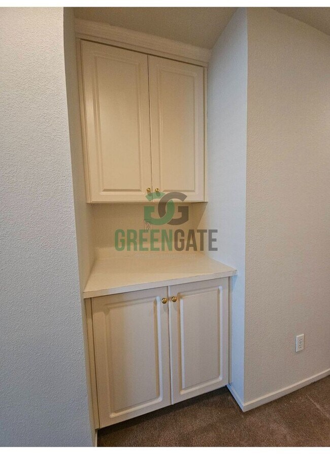 Building Photo - Charming 3 Bedroom 2 Bath Condo in TRACY! ...