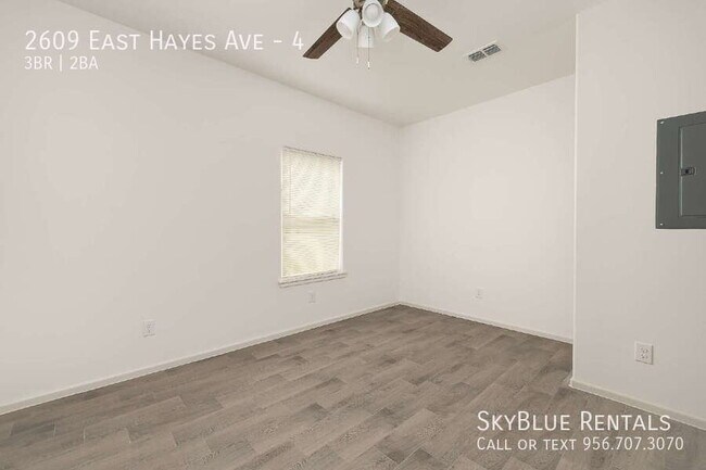 Building Photo - 2609 W Hayes Ave
