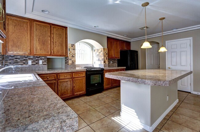 Building Photo - 6733 Lydian Ct