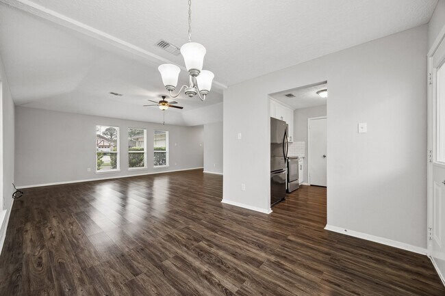 Building Photo - 6907 Grant Dr