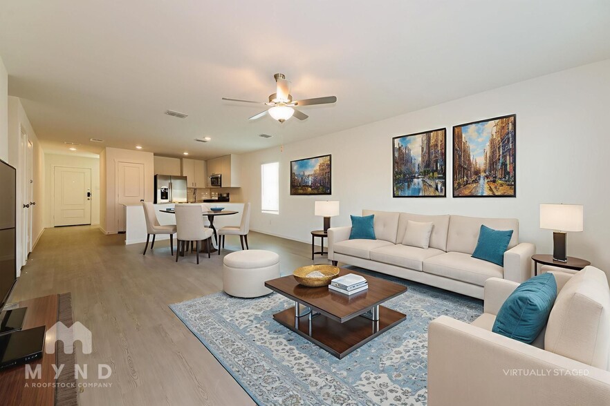 Building Photo - 2728 Mistwood Dr