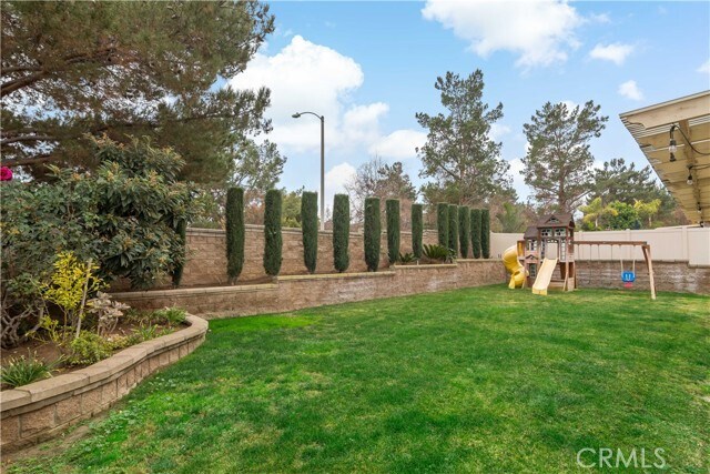 Building Photo - 1472 Pinewood Dr