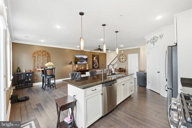 Building Photo - 42017 Glade Creek Terrace