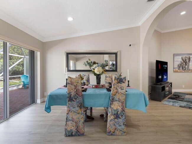 Building Photo - 9734 Harbour Lake Cir