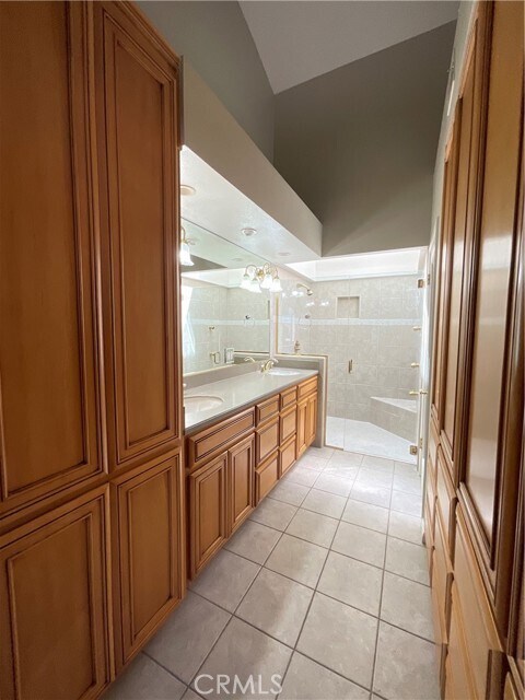 Building Photo - 3247 Francois Dr