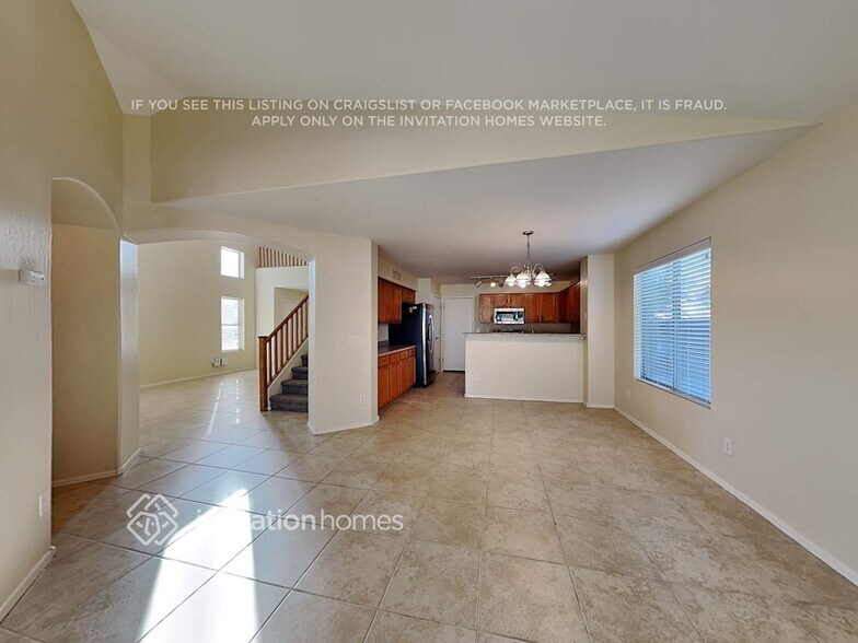 Building Photo - 34393 N Picket Post Dr