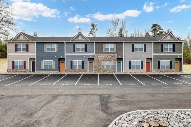 Building Photo - 410 E Norton Rd