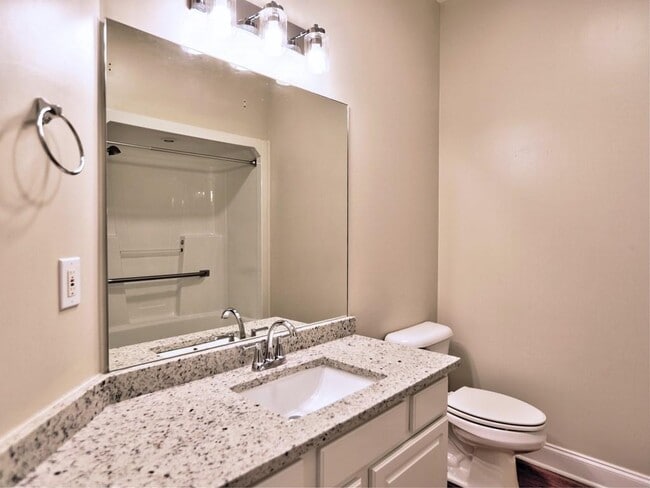 Building Photo - 3221 Summer Stream Ln