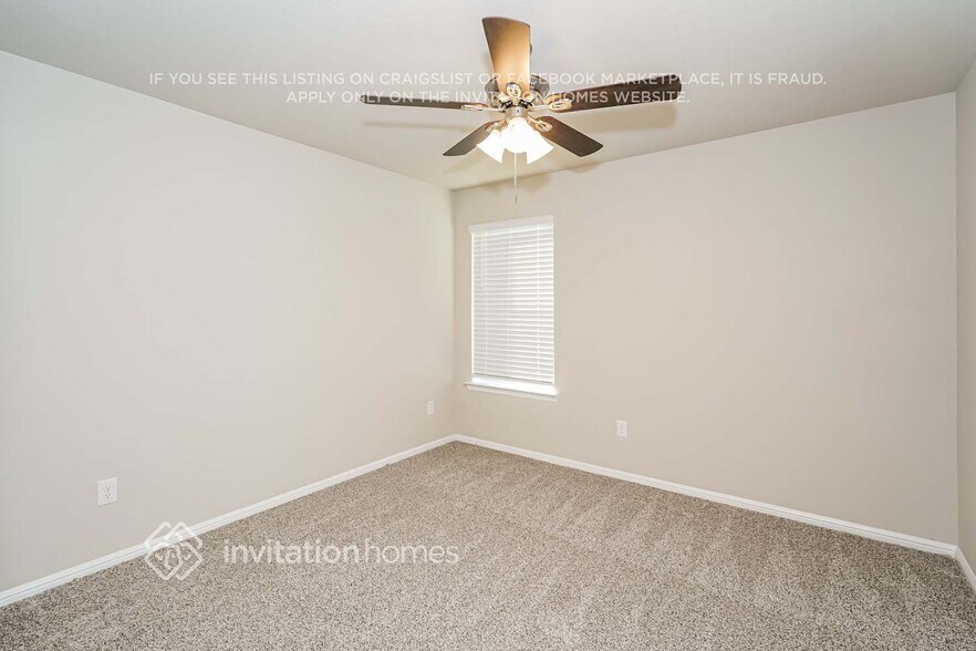 Building Photo - 437 Kaufman Dr