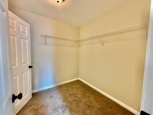 Building Photo - Atlanta Rental