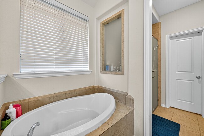 Building Photo - 18211 Kilmacolm Dr