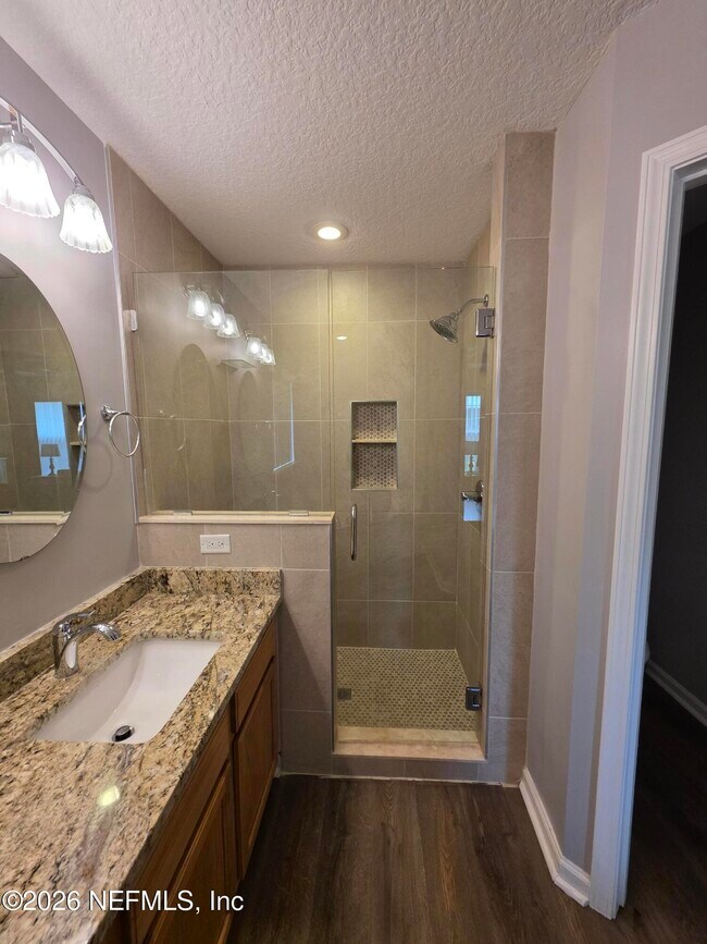 Building Photo - 86088 Meadowridge Ct