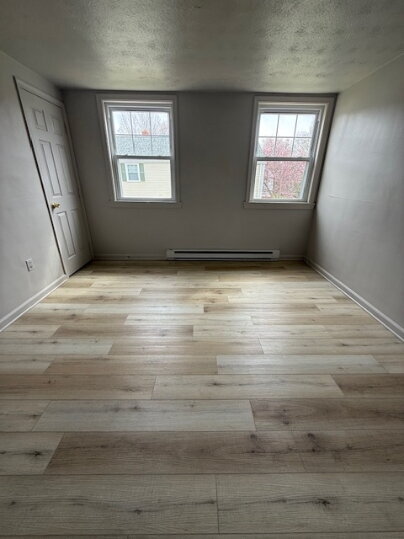Building Photo - 1-Bed 1 Bath Property located at Cherrydale Ave.