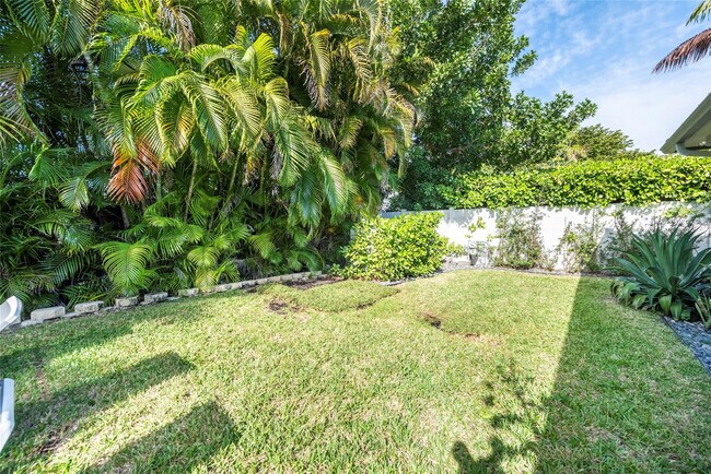 Building Photo - 1959 SE 25th Ave