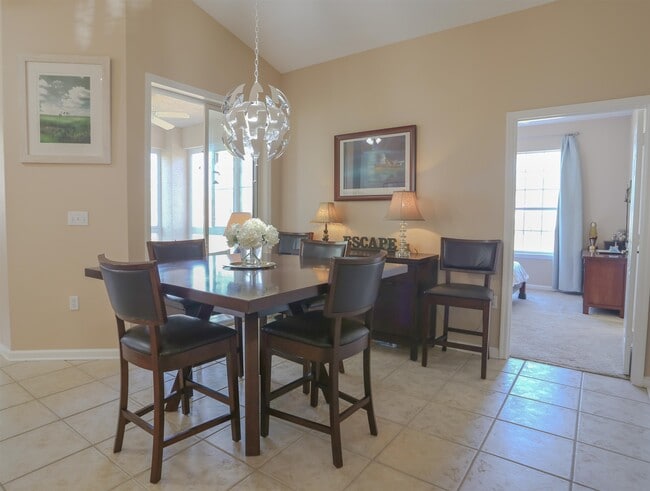 Building Photo - 1401 Carnoustie Ct