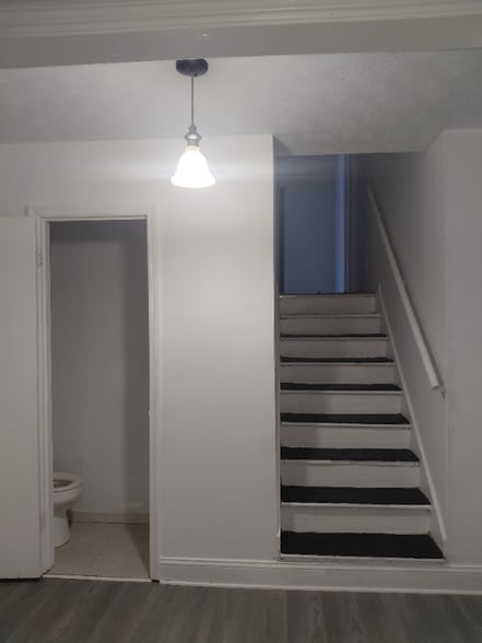 Building Photo - 975 Daisy Ct NW