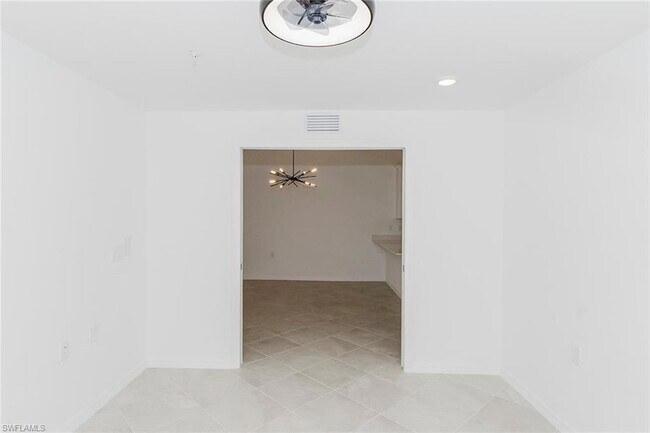 Building Photo - 5410 Double Eagle Cir