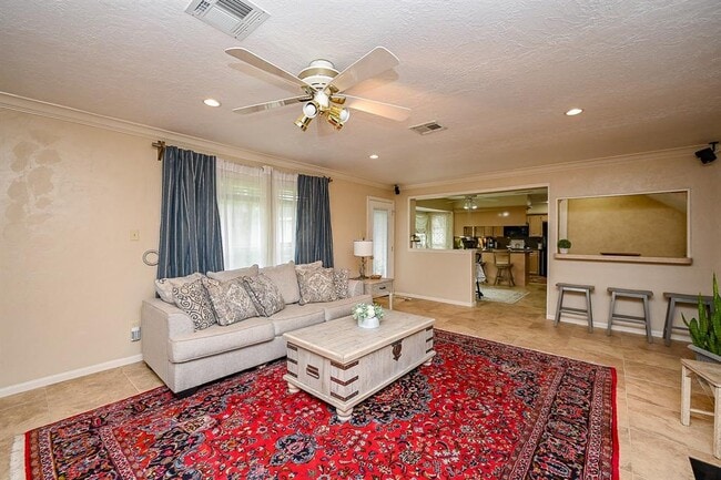 Building Photo - 11503 Briar Rose Dr