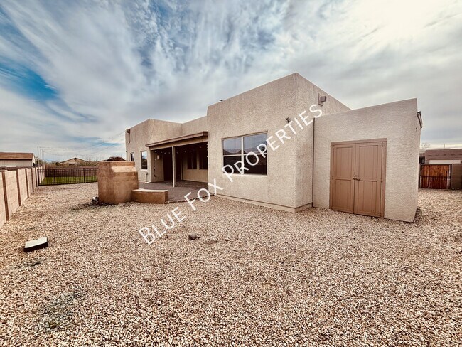 Building Photo - 7910 W Little Eagle Ct