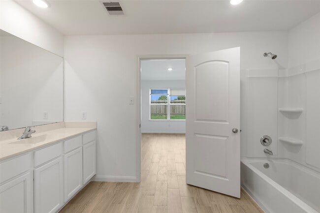 Building Photo - 8115 Vacek Meadows Loop