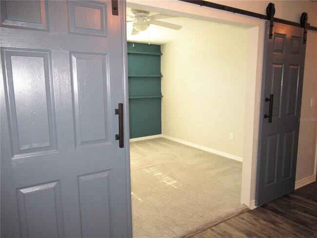 Building Photo - 10120 Rose Petal Pl