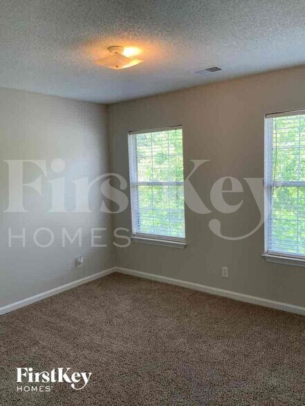 Building Photo - 591 Tribeca Ct