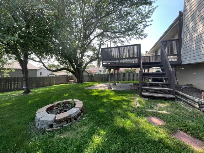 Building Photo - Spacious 4 Bedroom in Millard!!