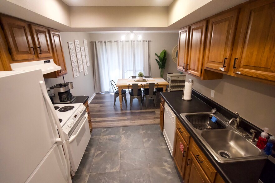 Building Photo - 227 Sandpiper Bay