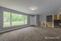 Building Photo - 2221 Belmont Ave