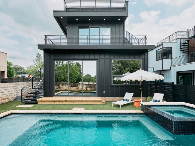 Building Photo - 412 Kemp St