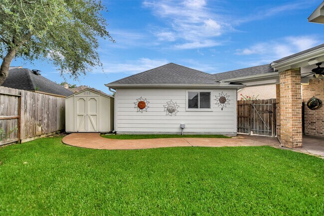 Building Photo - 15510 Marble Canyon Way