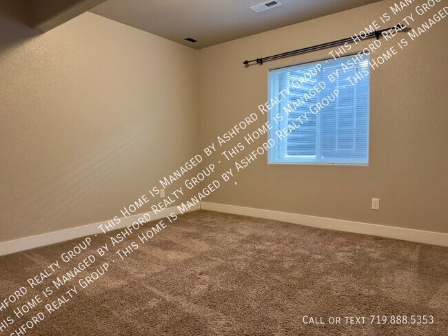 Building Photo - 7772 Wagonwood Pl