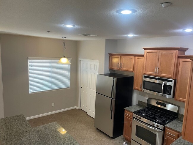 Building Photo - 2359 Koho Dr