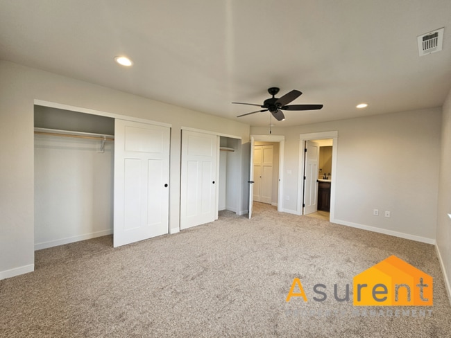 Building Photo - Newly Constructed 3 Bedroom, 2.5 bathroom SW Medford Home