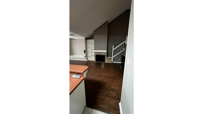 Building Photo - 126 Summer Pl Cir