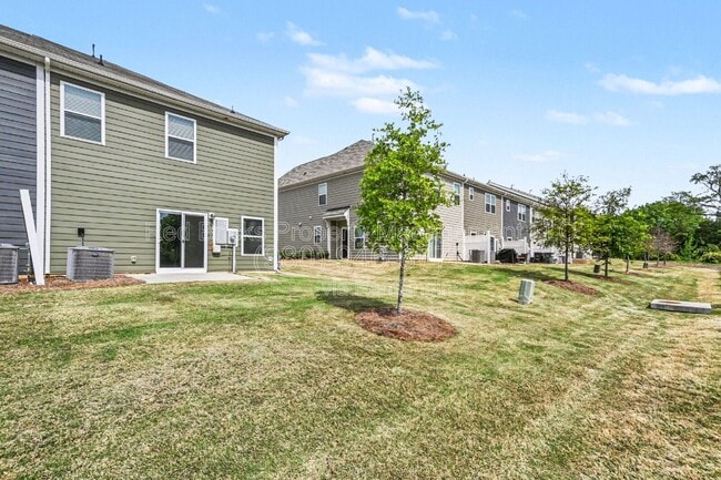 Building Photo - 2785 Yeager Dr NW