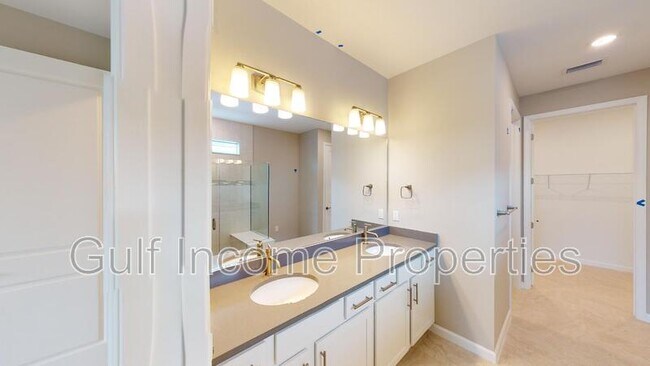 Building Photo - 25569 Emerald Bnd Cir