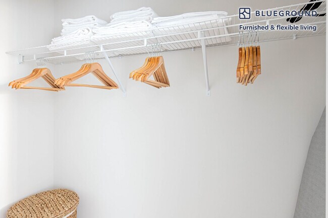 Building Photo - 2121 First Street Southwest-SI FL4-ID258