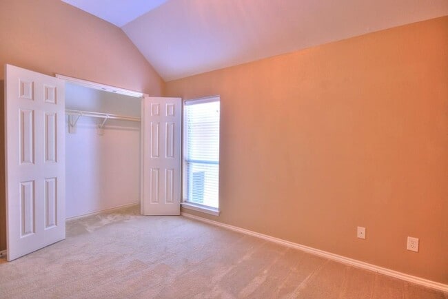 Building Photo - Balsam Breeze Lane, Pearland, TX 77584 - 3 BR 2 BA Single-Family Home