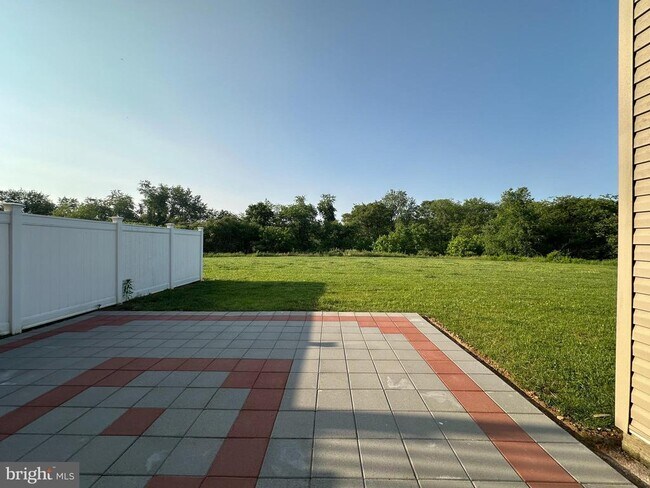 Building Photo - 10373 Lantern Ln