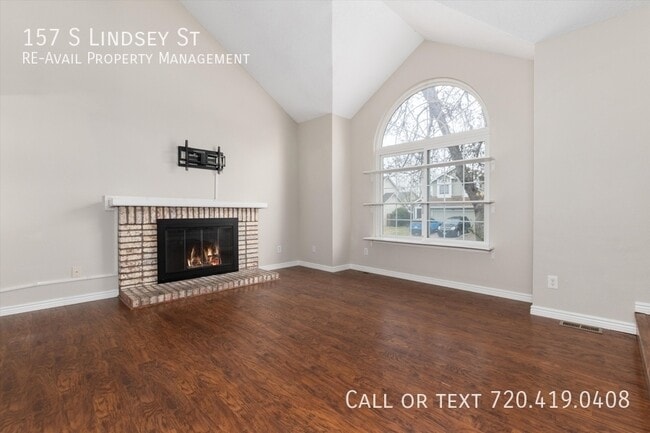 Building Photo - 157 S Lindsey St