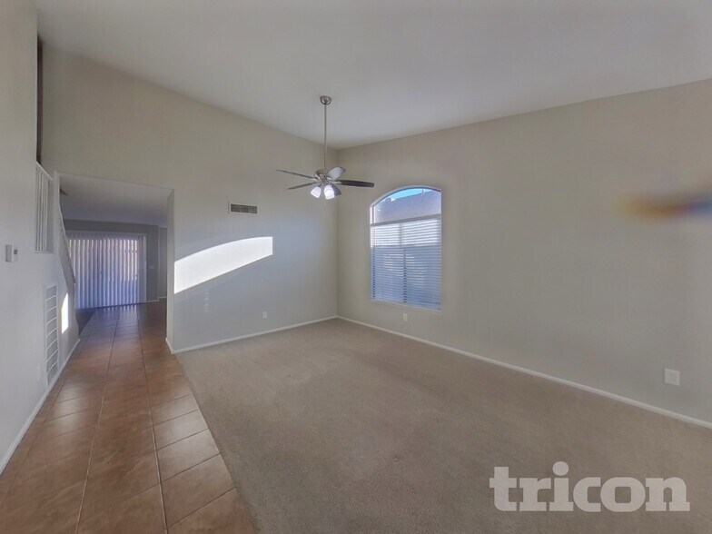 Building Photo - 42026 Colby Dr