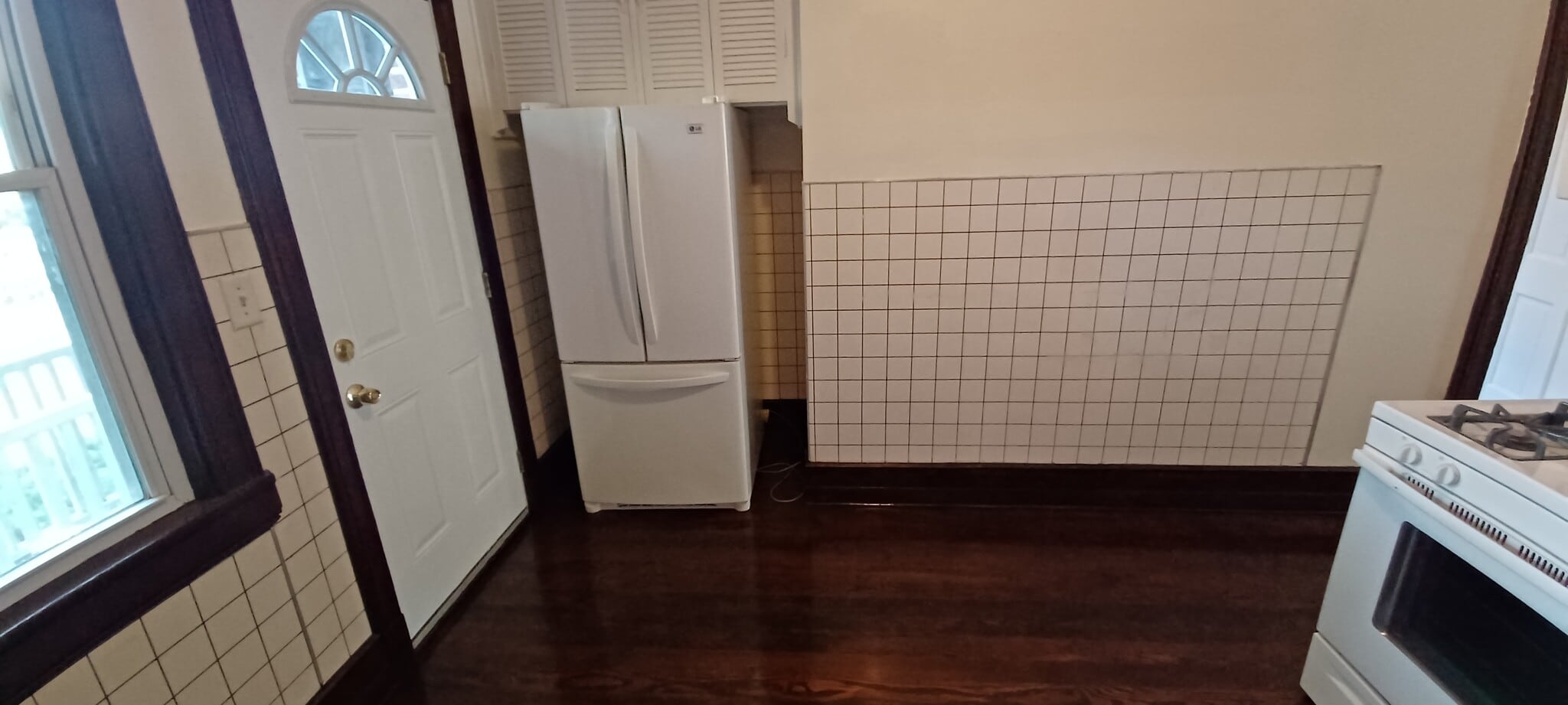 Building Photo - 262 Bond St