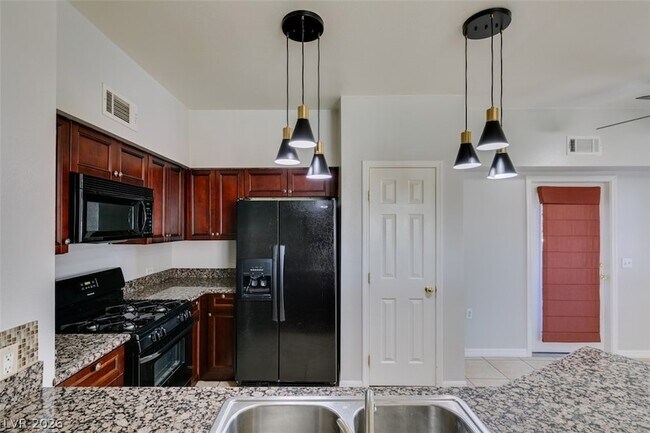 Building Photo - 10245 S Maryland Pkwy