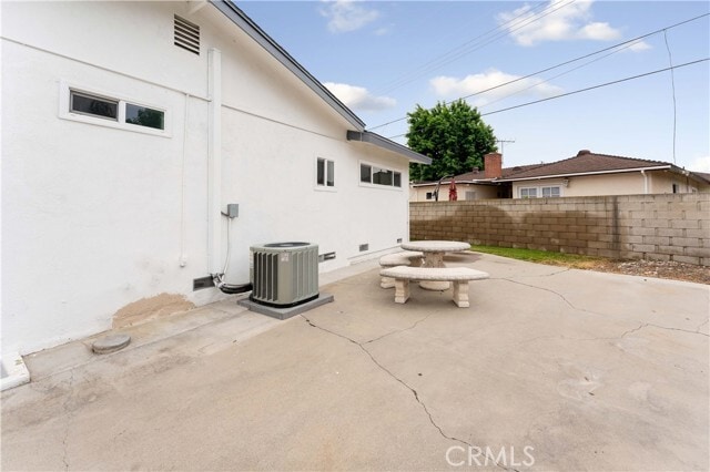 Building Photo - 2106 W Judith Ln