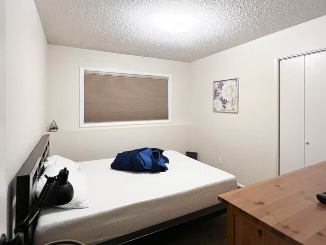 Building Photo - 3607 Rhone Cir