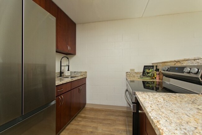 Building Photo - 2br/1ba/1pkg Apartment in Hokuahi Apartmen...