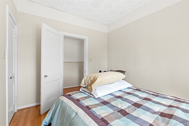 Building Photo - 18218 Buck Rd