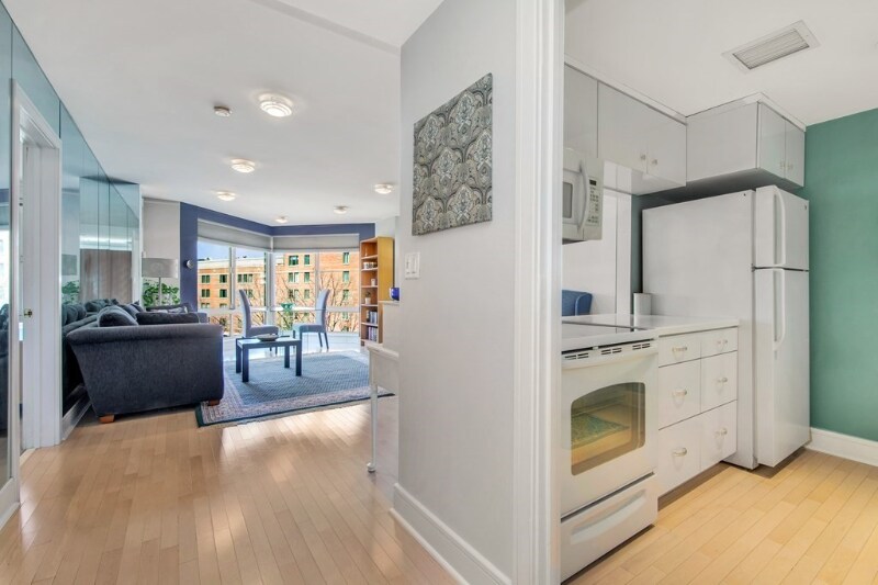 Building Photo - 83 Cambridge Pkwy