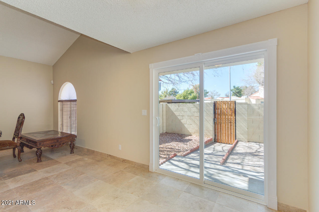 Building Photo - 8037 N 32nd Dr